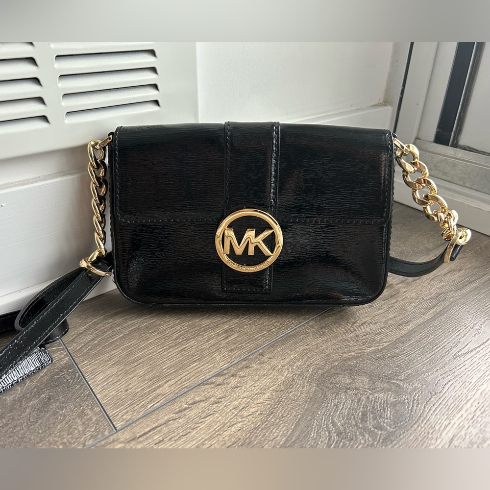 Michael Kors crossbody